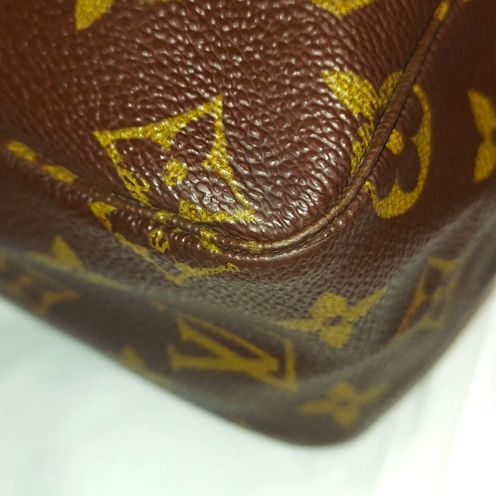 Louis Vuitton Monogram Vintage Trousse Toilette 28 Cosmetics Pouch Purse